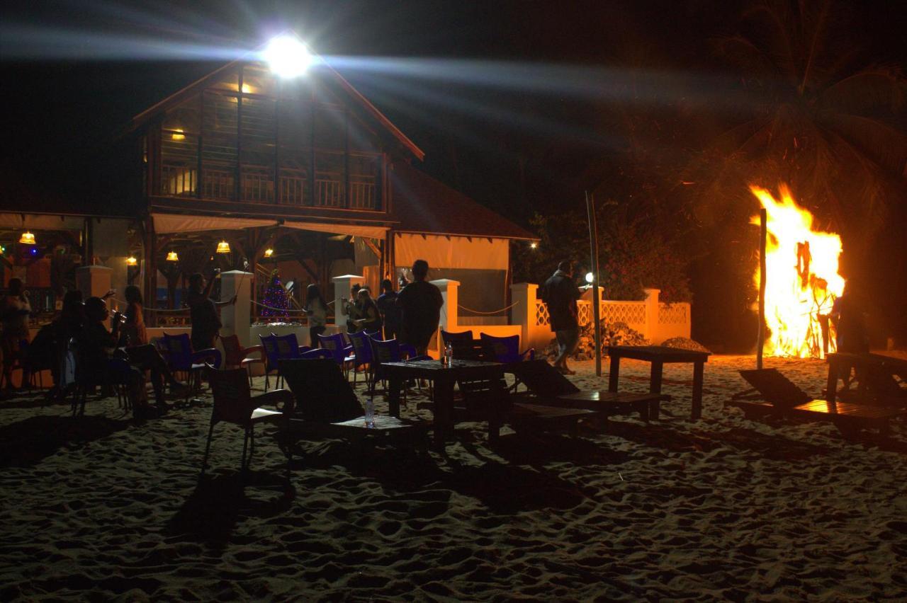 Charlestina Beach Resort Ampeni Εξωτερικό φωτογραφία