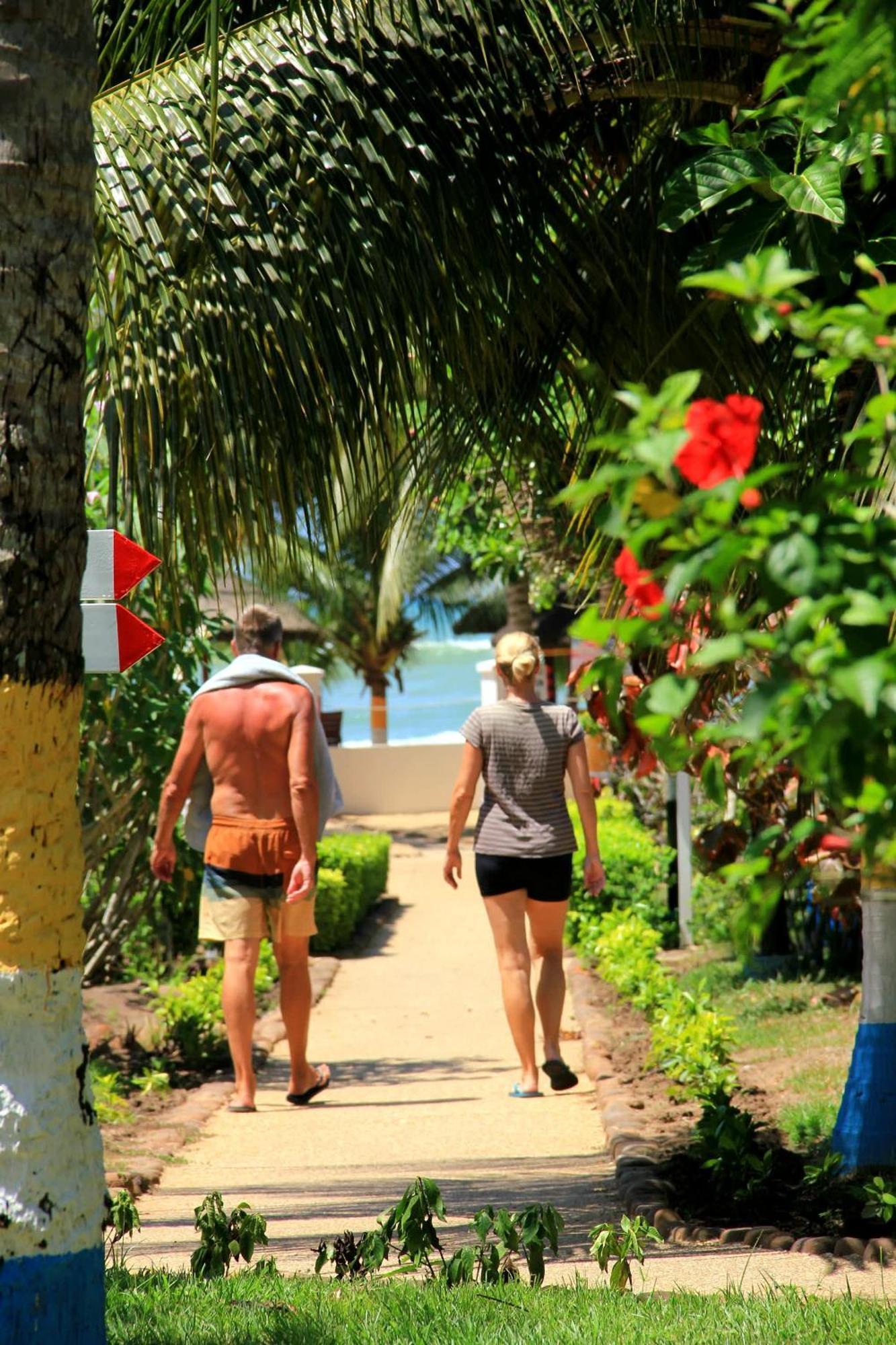 Charlestina Beach Resort Ampeni Εξωτερικό φωτογραφία