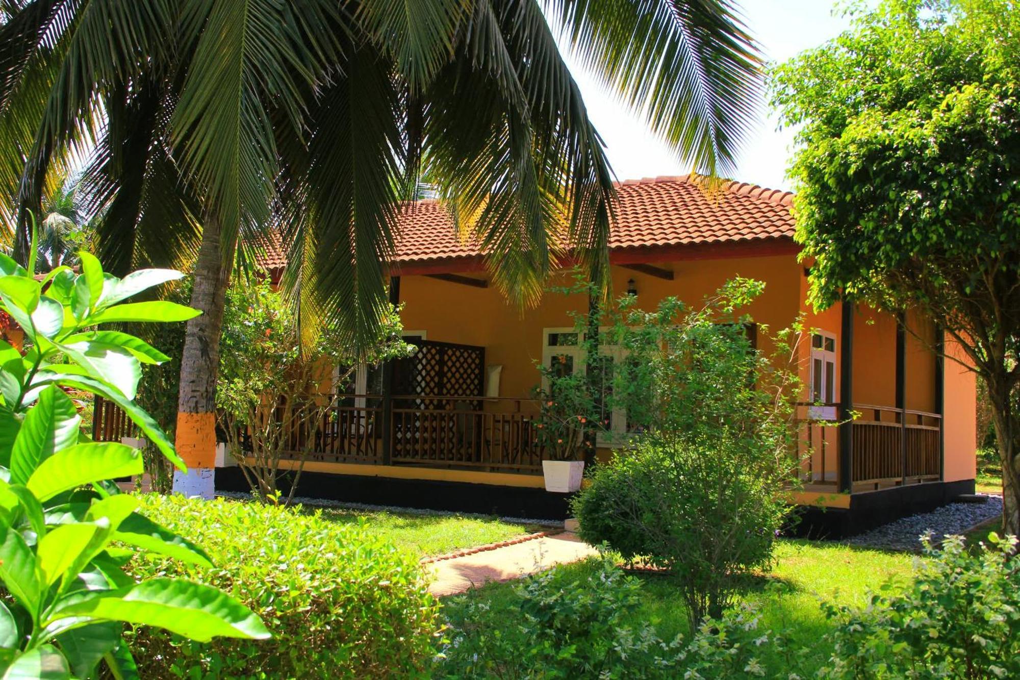 Charlestina Beach Resort Ampeni Εξωτερικό φωτογραφία